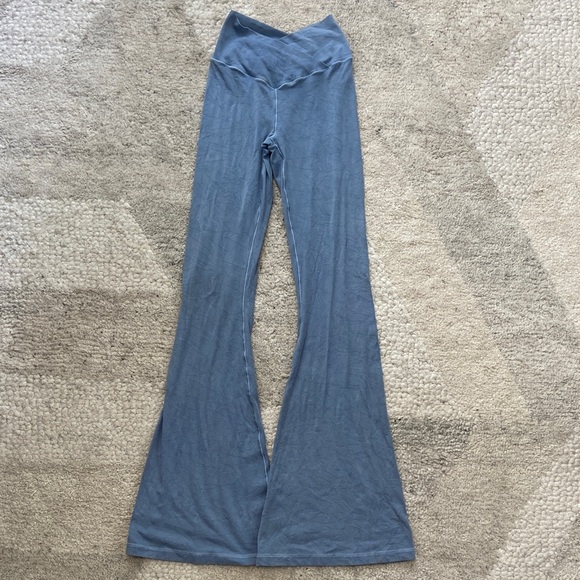 Aerie Real Me Double Crossover Flared Pants and Crop Top Set - Picture 9 of 15